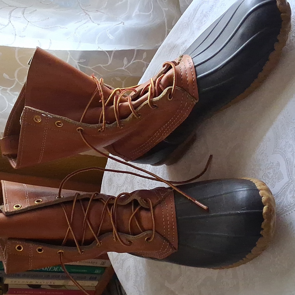 Vintage L.L. Bean Maine Hunting Boots  aka the Bean Boots aka Duck Boots - Picture 2 of 9